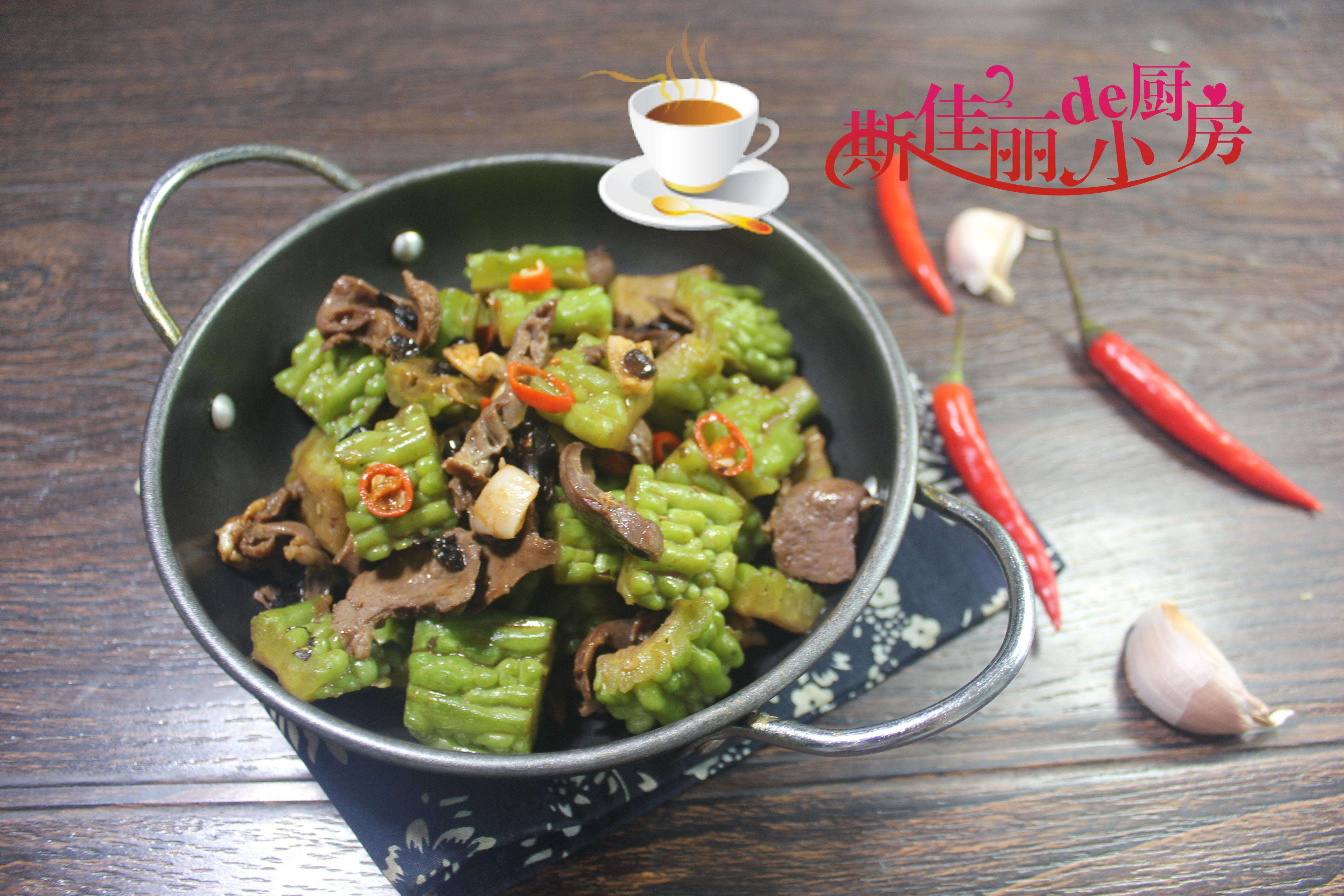 猪心苦瓜汤的做法