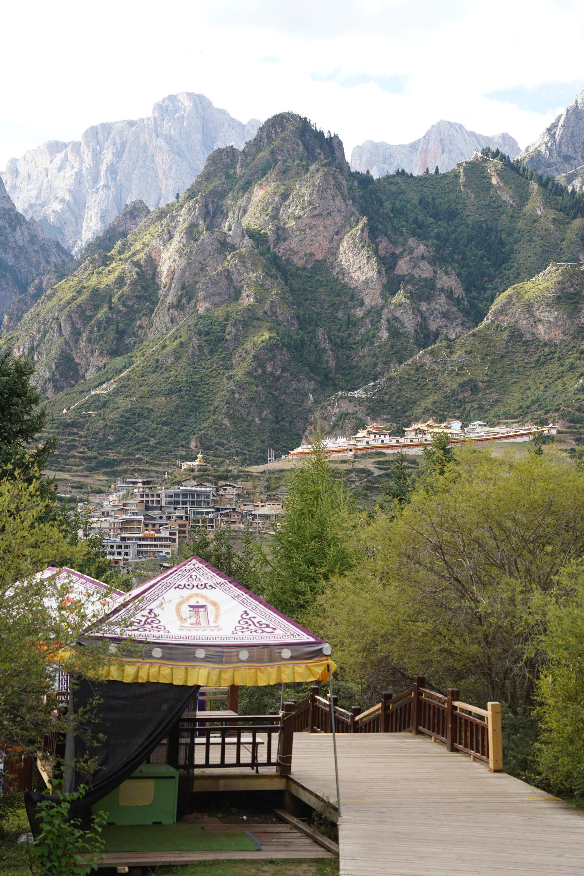 谁知到甘南郎木寺海拔多少米